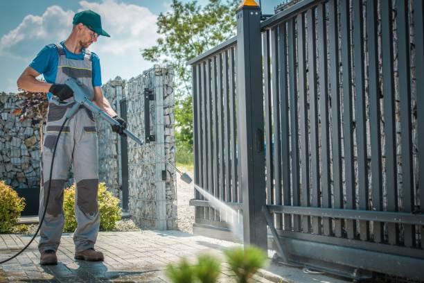 Spring Cleaning in Bowling Green, FL